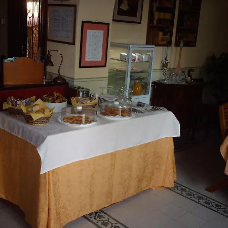 Le Villi Friendly Alojamento de Acomodação e Pequeno-almoço 3*